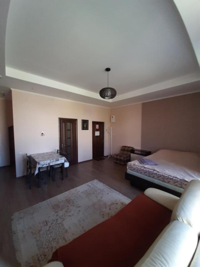 Guest House Csornomorszk Kültér fotó